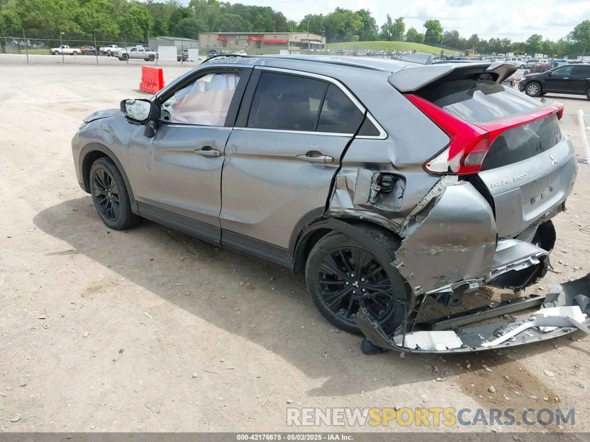 3 Photograph of a damaged car JA4AS4AA2LZ000332 MITSUBISHI ECLIPSE CROSS 2020
