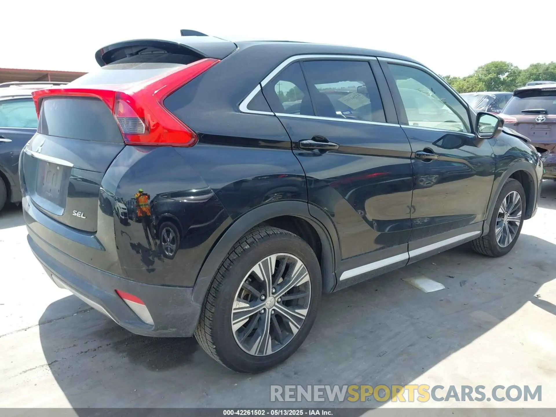 4 Photograph of a damaged car JA4AS5AA3LZ011510 MITSUBISHI ECLIPSE CROSS 2020