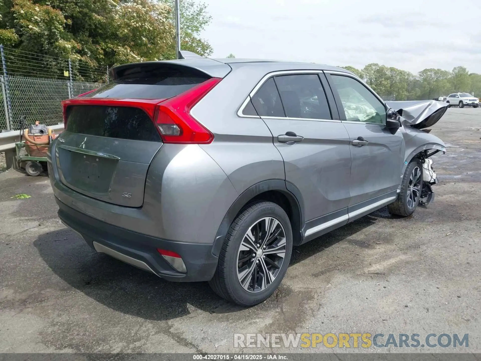 4 Photograph of a damaged car JA4AS5AAXLZ002366 MITSUBISHI ECLIPSE CROSS 2020