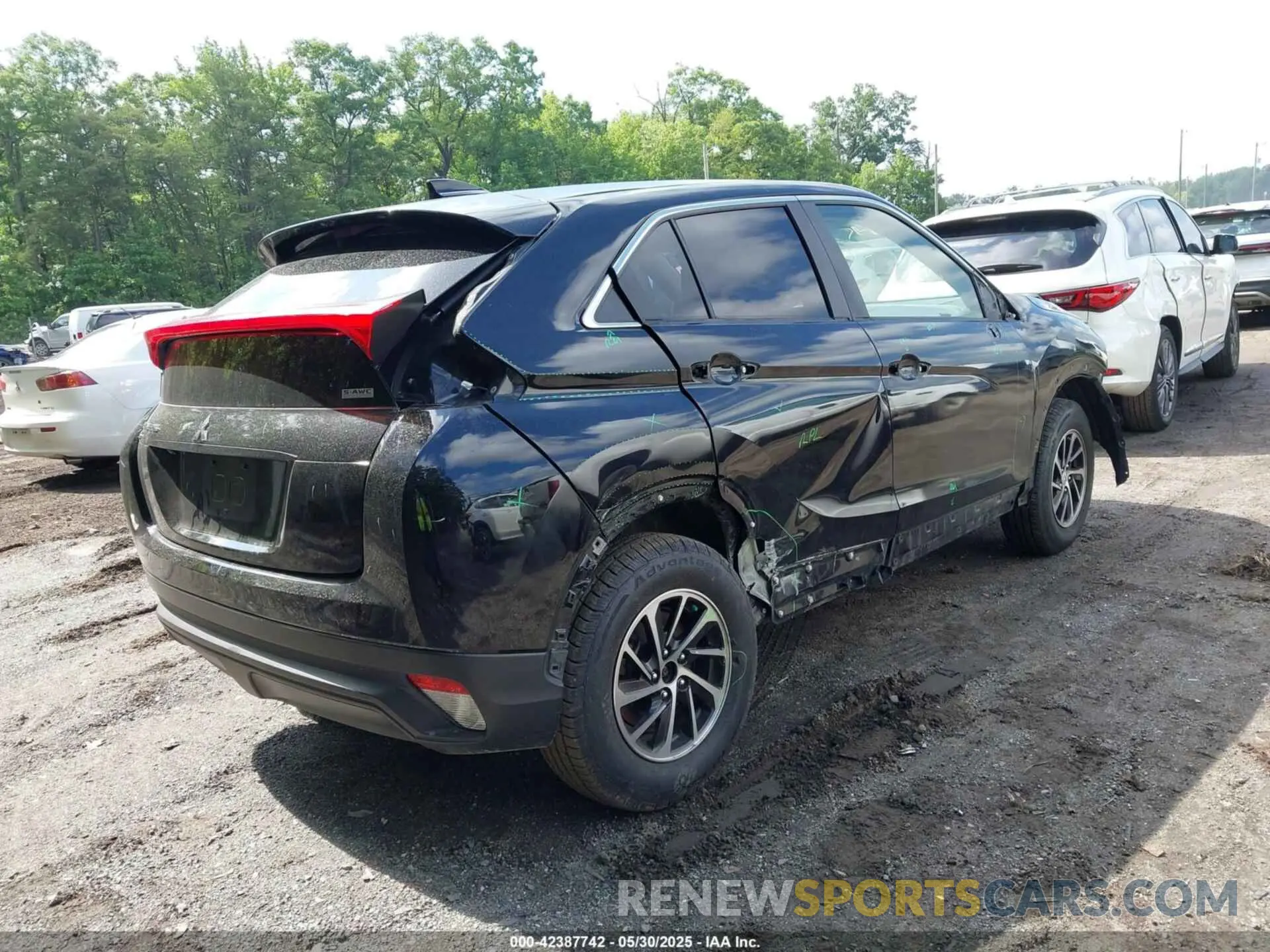 4 Photograph of a damaged car JA4AT3AA5LZ026642 MITSUBISHI ECLIPSE CROSS 2020
