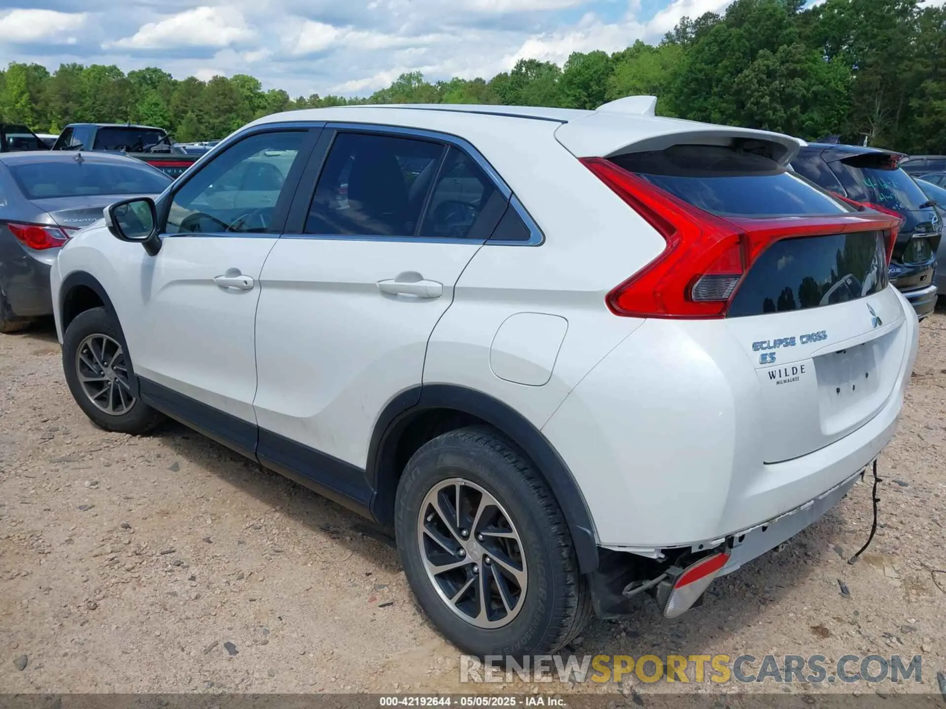 3 Photograph of a damaged car JA4AT3AA8LZ014629 MITSUBISHI ECLIPSE CROSS 2020