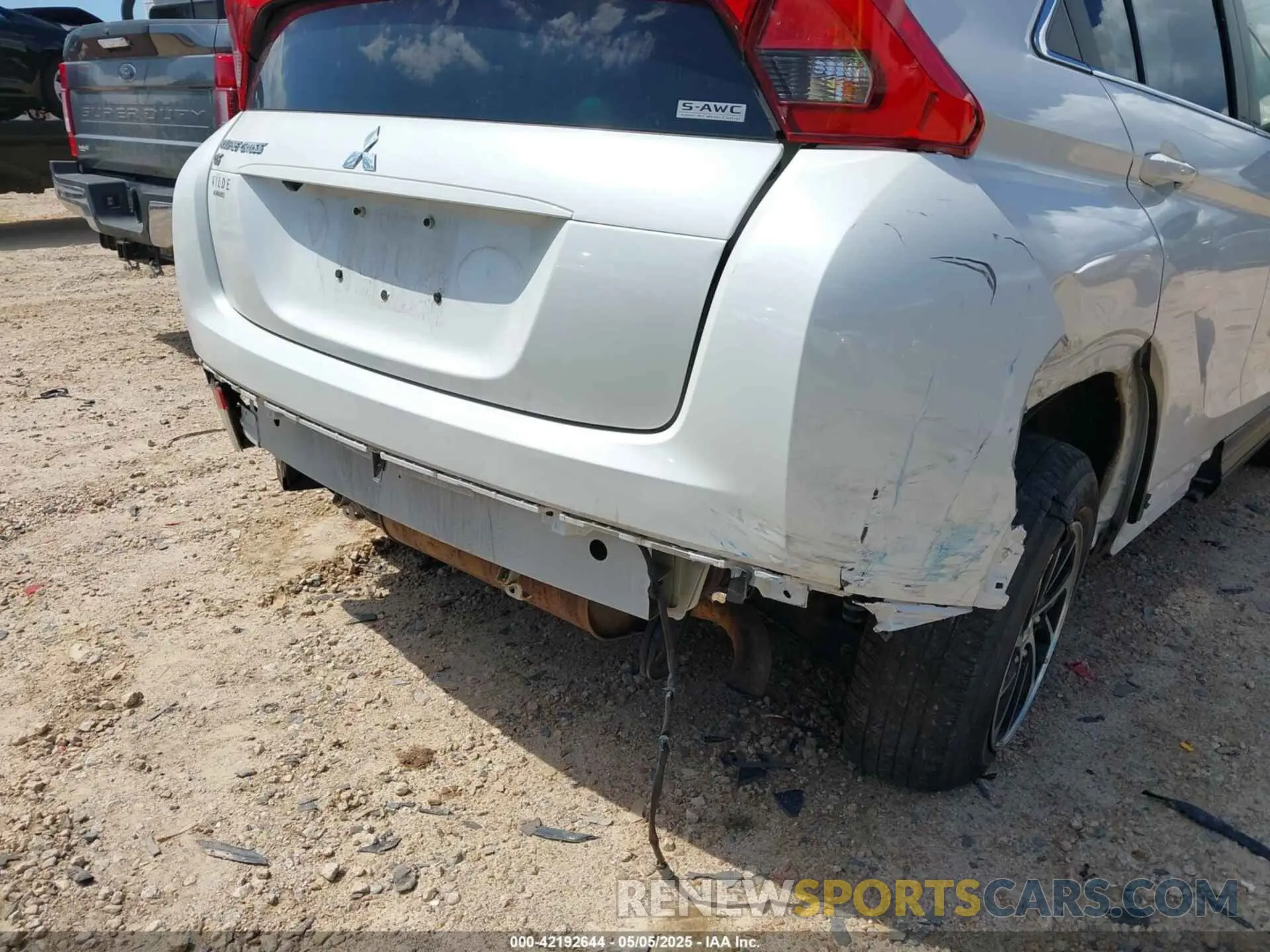 6 Photograph of a damaged car JA4AT3AA8LZ014629 MITSUBISHI ECLIPSE CROSS 2020