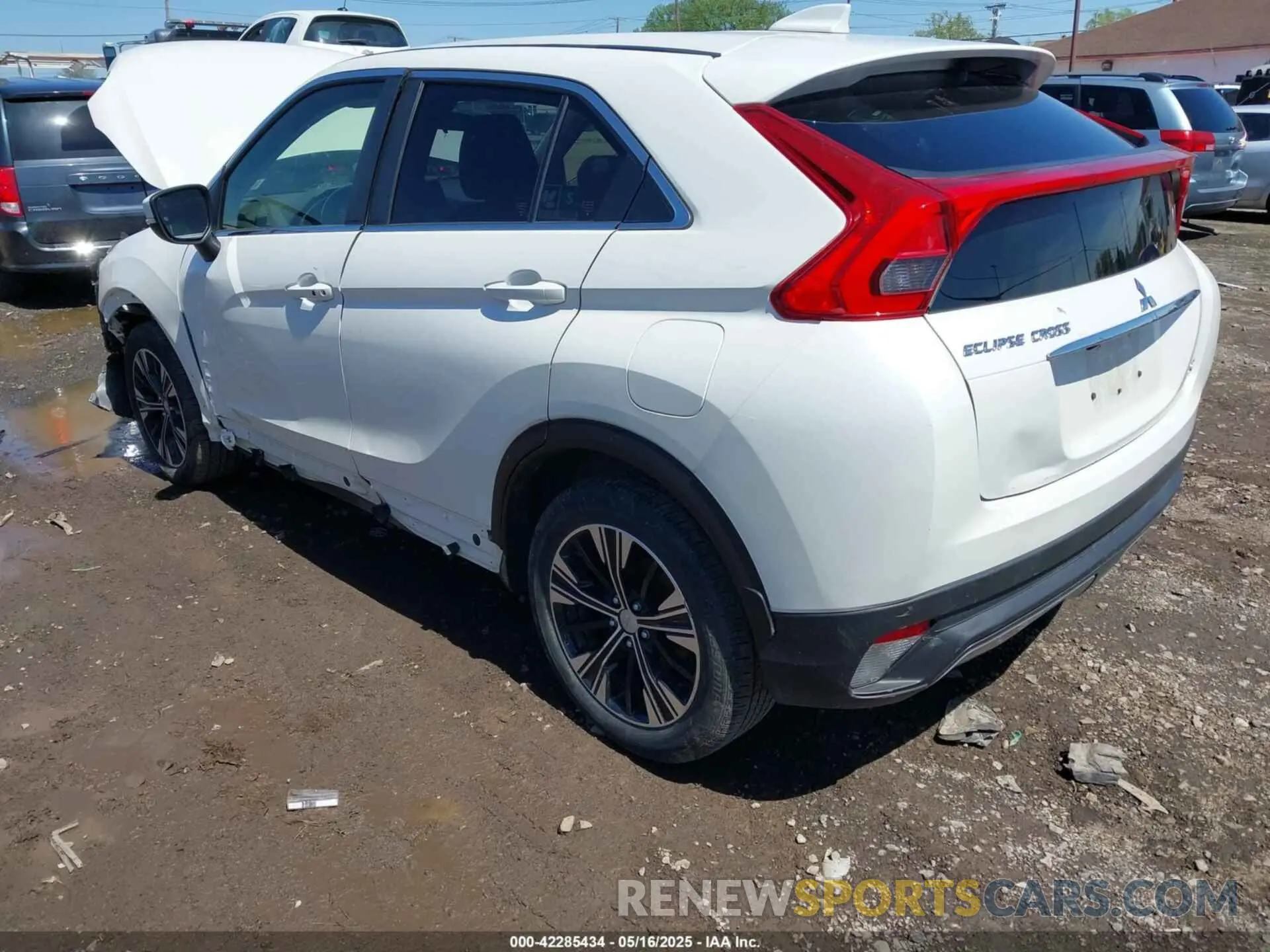 3 Photograph of a damaged car JA4AT5AA2LZ016548 MITSUBISHI ECLIPSE CROSS 2020