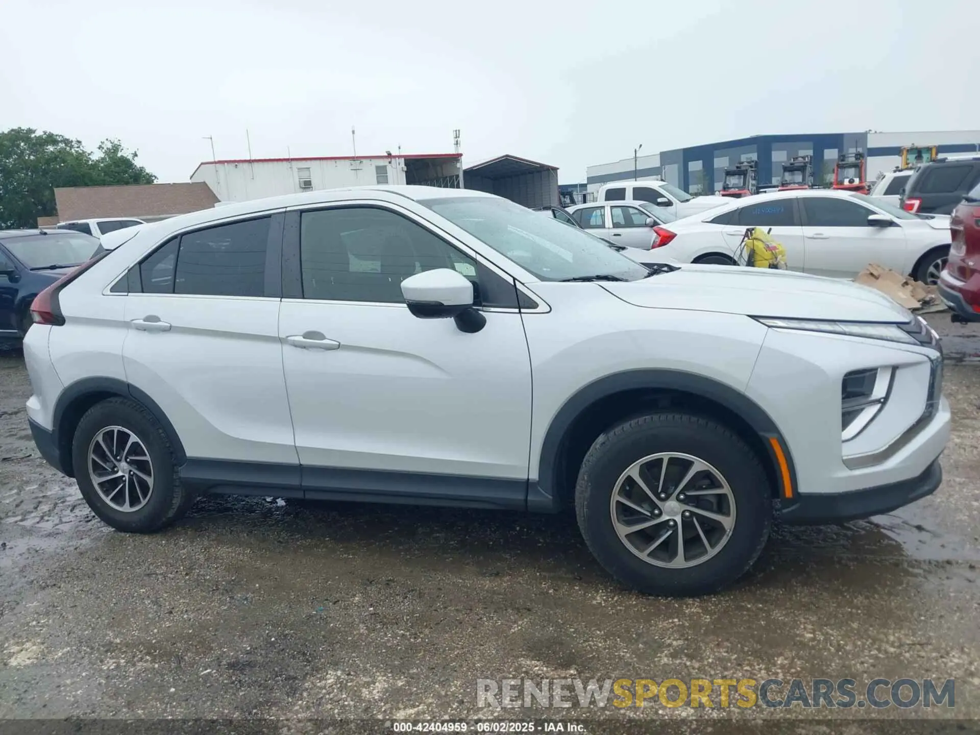 14 Photograph of a damaged car JA4ASUAA0NZ002731 MITSUBISHI ECLIPSE CROSS 2022