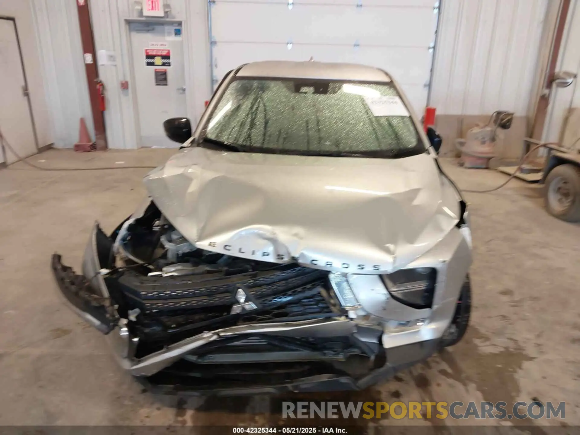 11 Photograph of a damaged car JA4ASVAA7NZ054234 MITSUBISHI ECLIPSE CROSS 2022