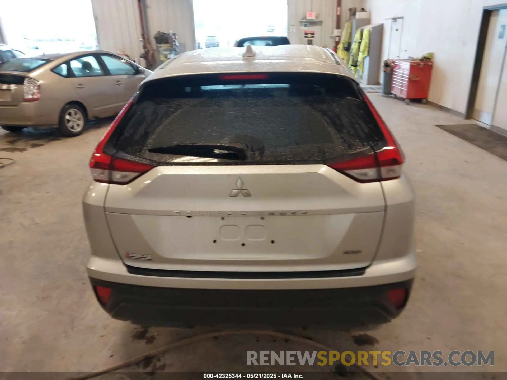 15 Photograph of a damaged car JA4ASVAA7NZ054234 MITSUBISHI ECLIPSE CROSS 2022