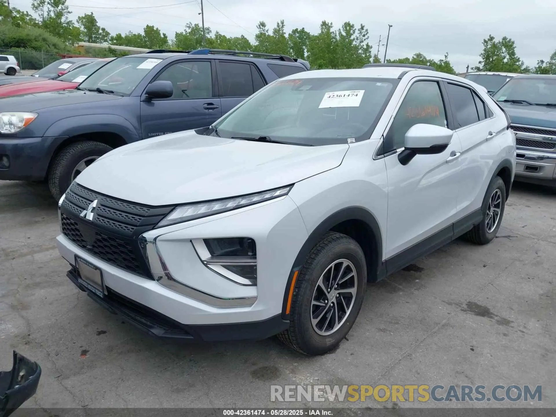 2 Photograph of a damaged car JA4ATUAA6NZ055799 MITSUBISHI ECLIPSE CROSS 2022
