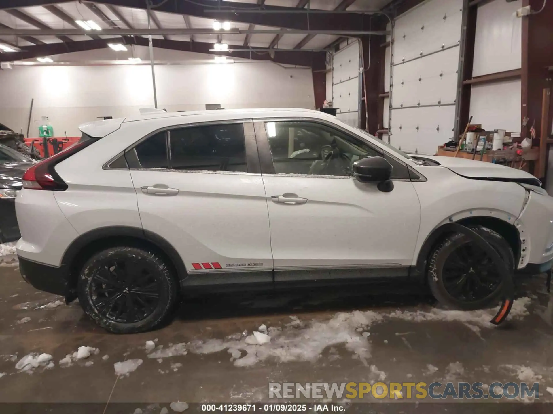 13 Photograph of a damaged car JA4ATVAA1NZ029553 MITSUBISHI ECLIPSE CROSS 2022