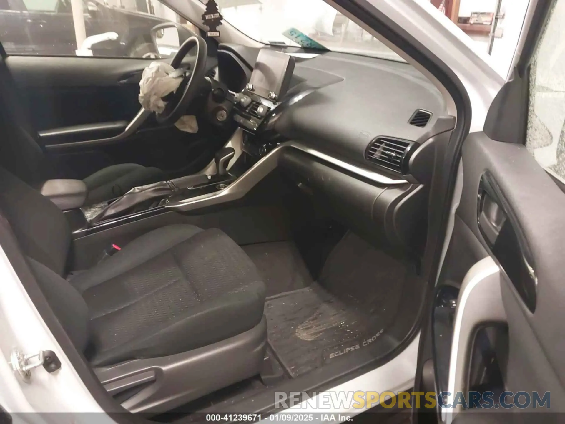 5 Photograph of a damaged car JA4ATVAA1NZ029553 MITSUBISHI ECLIPSE CROSS 2022