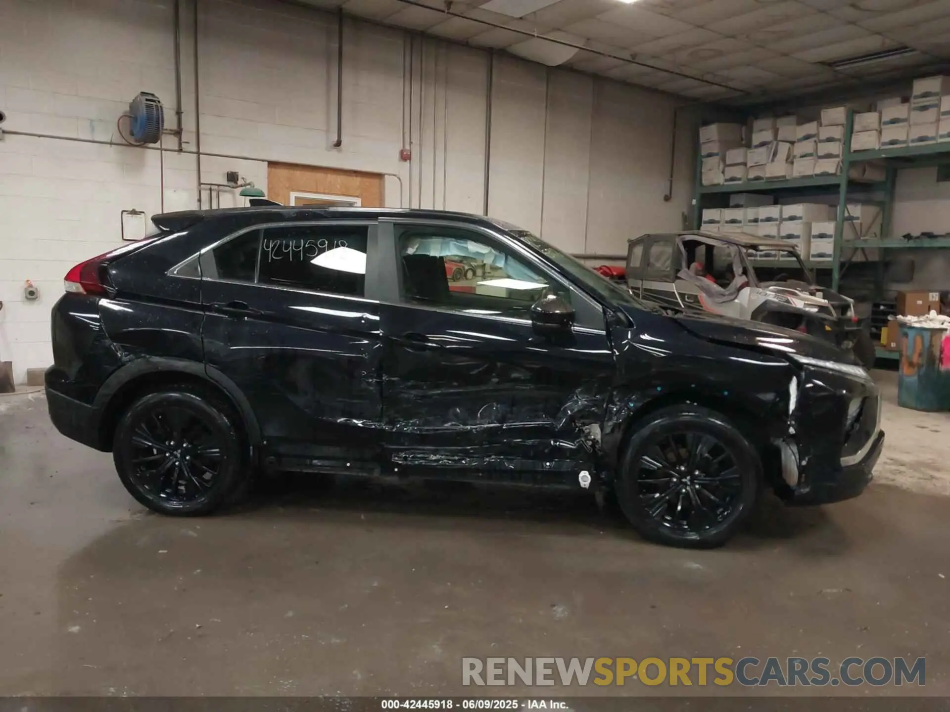 13 Photograph of a damaged car JA4ATVAA5NZ028163 MITSUBISHI ECLIPSE CROSS 2022