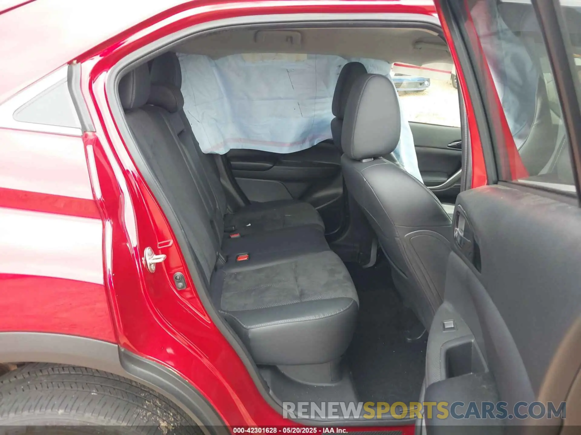 8 Photograph of a damaged car JA4ATWAA0NZ049413 MITSUBISHI ECLIPSE CROSS 2022