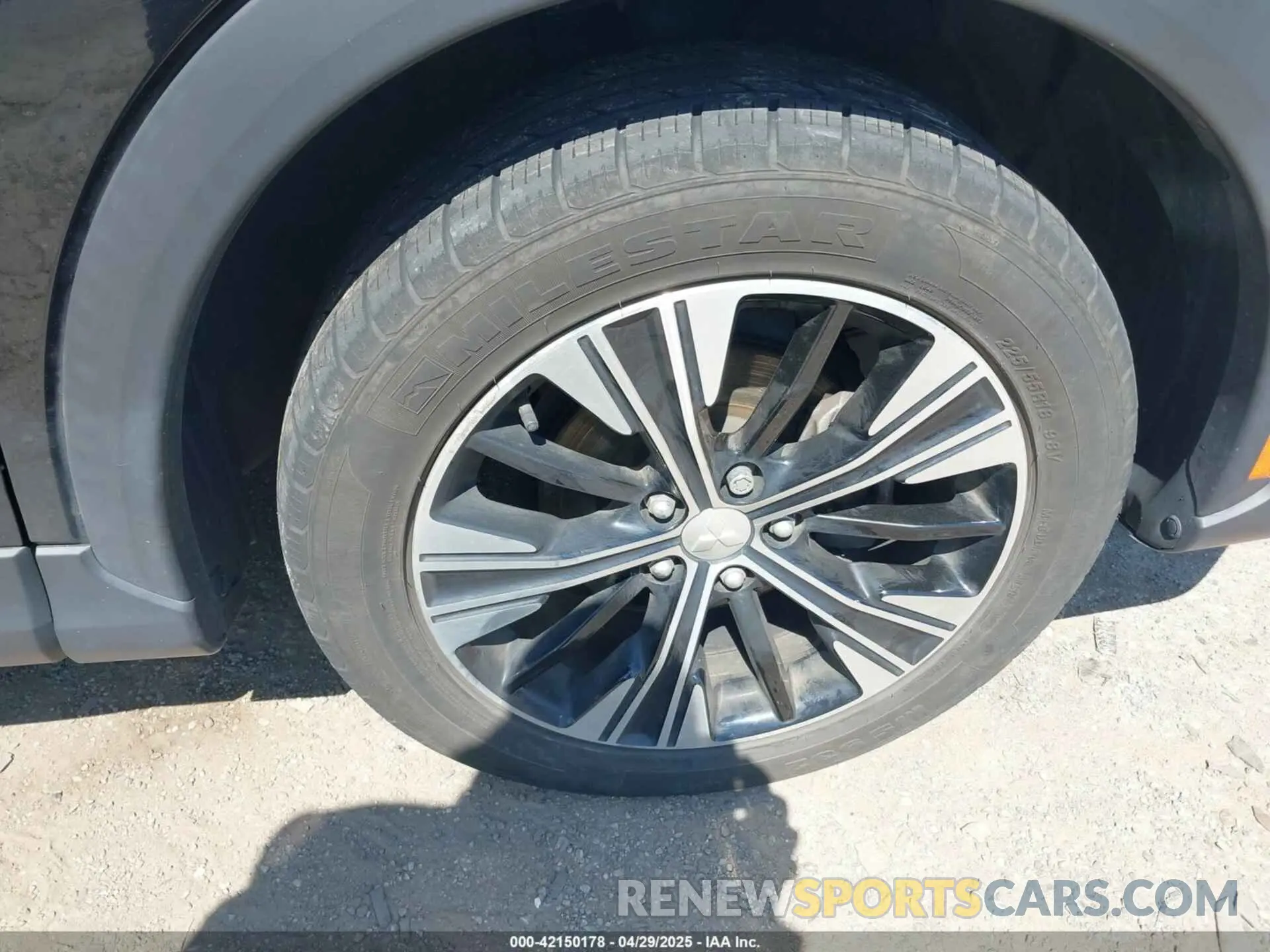 12 Photograph of a damaged car JA4ATWAA5NZ004273 MITSUBISHI ECLIPSE CROSS 2022