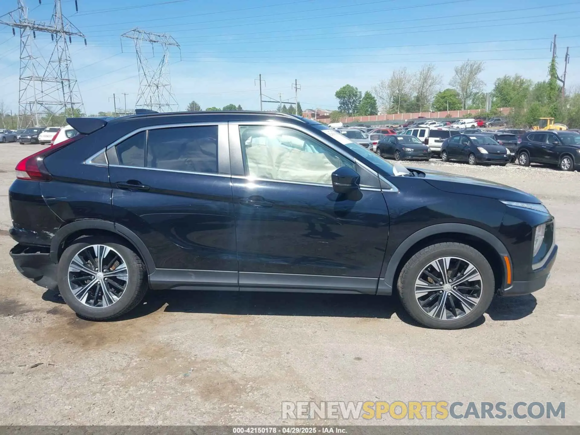 14 Photograph of a damaged car JA4ATWAA5NZ004273 MITSUBISHI ECLIPSE CROSS 2022