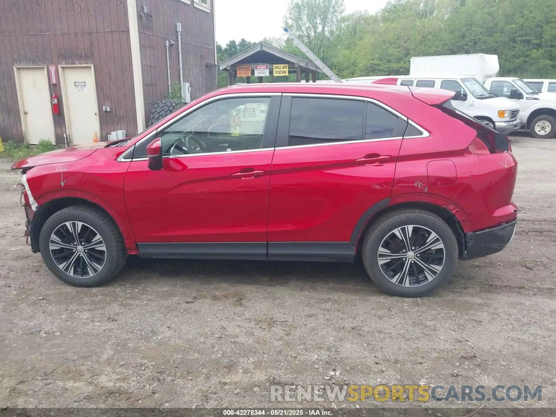 15 Photograph of a damaged car JA4ATWAA8NZ000931 MITSUBISHI ECLIPSE CROSS 2022