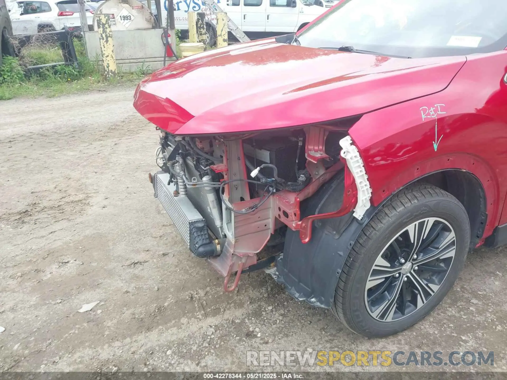 18 Photograph of a damaged car JA4ATWAA8NZ000931 MITSUBISHI ECLIPSE CROSS 2022