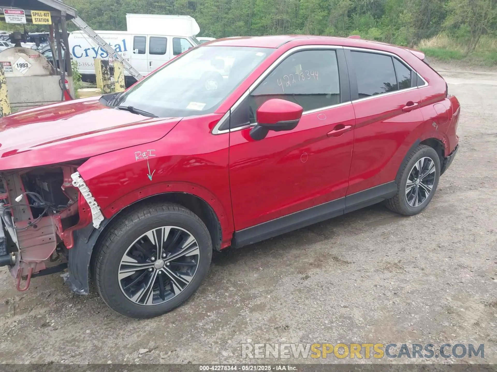 2 Photograph of a damaged car JA4ATWAA8NZ000931 MITSUBISHI ECLIPSE CROSS 2022