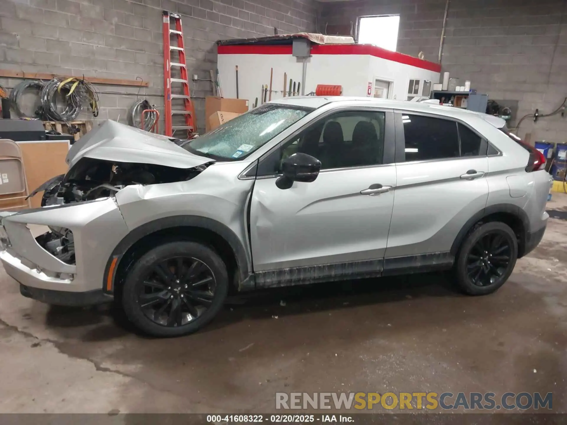 14 Photograph of a damaged car JA4ATVAAXPZ004895 MITSUBISHI ECLIPSE CROSS 2023