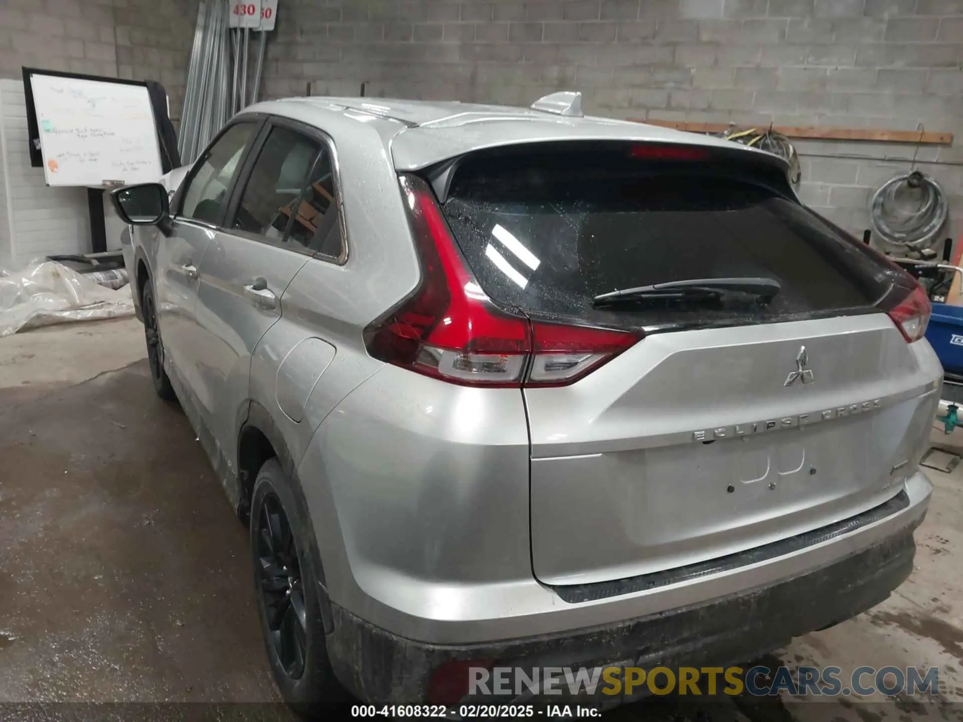 3 Photograph of a damaged car JA4ATVAAXPZ004895 MITSUBISHI ECLIPSE CROSS 2023