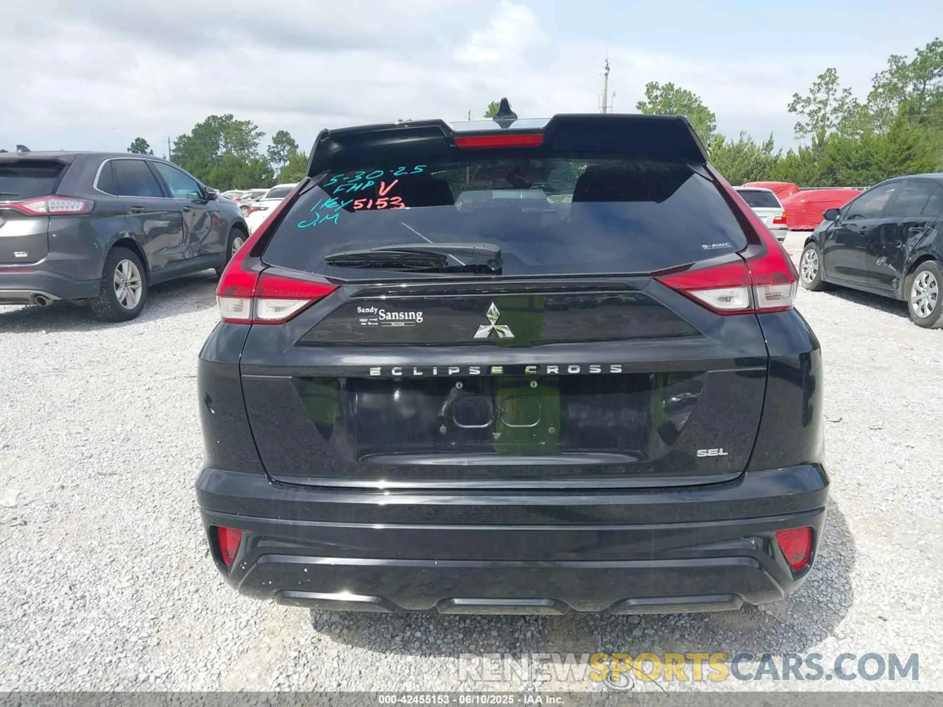 16 Photograph of a damaged car JA4ATWAA1PZ001423 MITSUBISHI ECLIPSE CROSS 2023