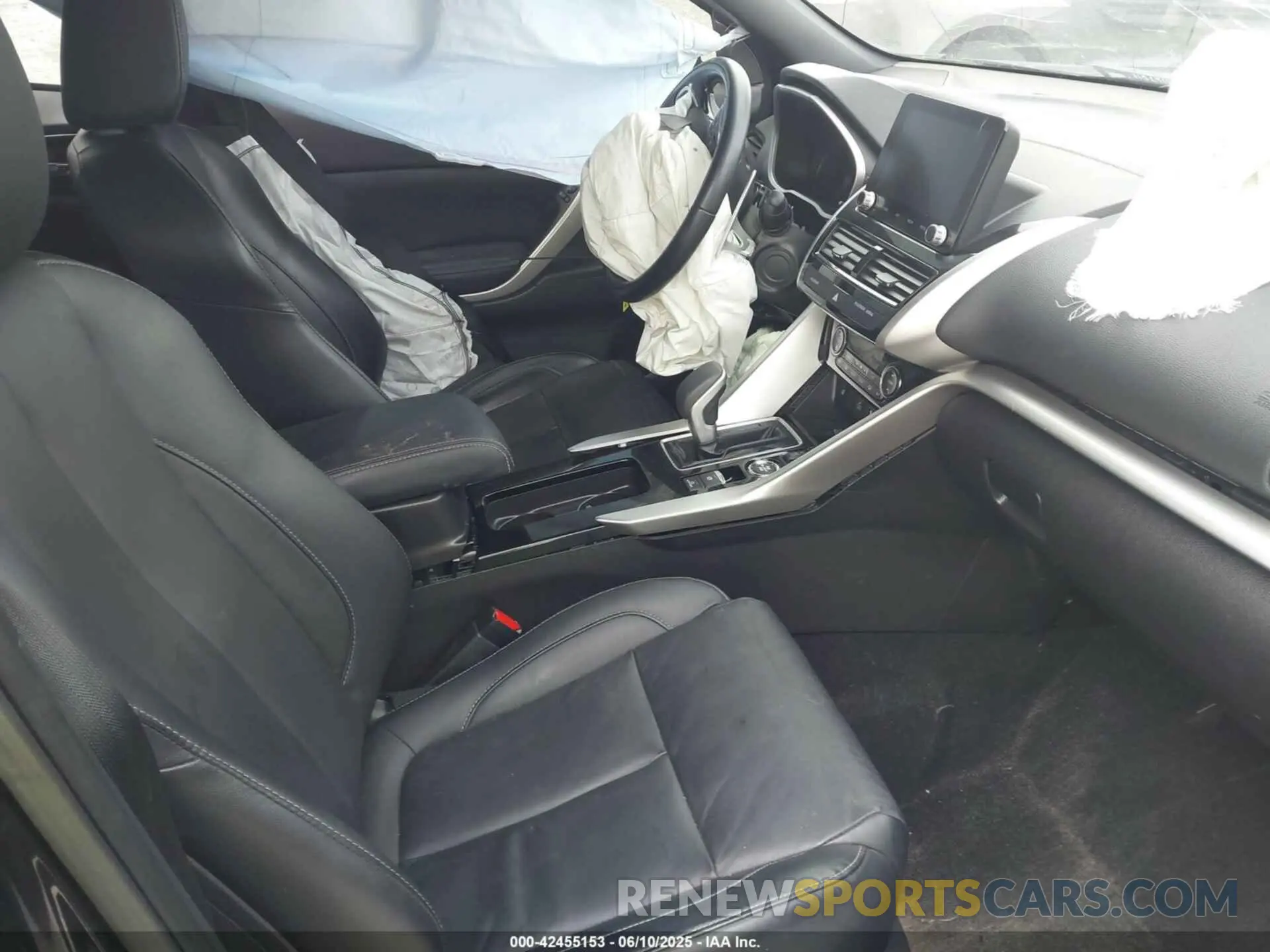 5 Photograph of a damaged car JA4ATWAA1PZ001423 MITSUBISHI ECLIPSE CROSS 2023