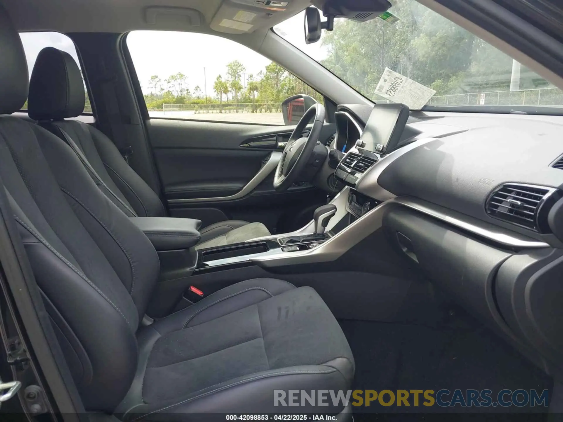 5 Photograph of a damaged car JA4ATWAA4PZ023125 MITSUBISHI ECLIPSE CROSS 2023