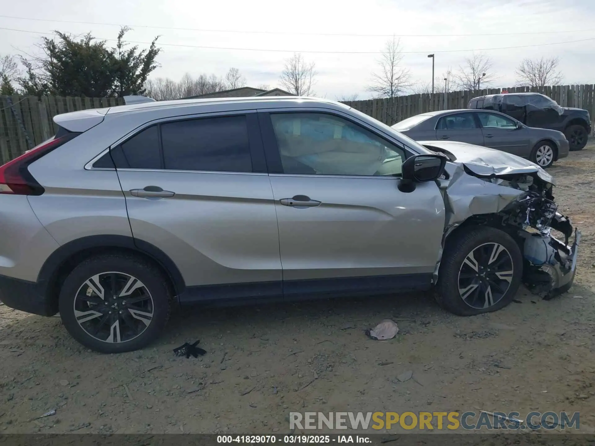 14 Photograph of a damaged car JA4ATWAA6PZ029041 MITSUBISHI ECLIPSE CROSS 2023