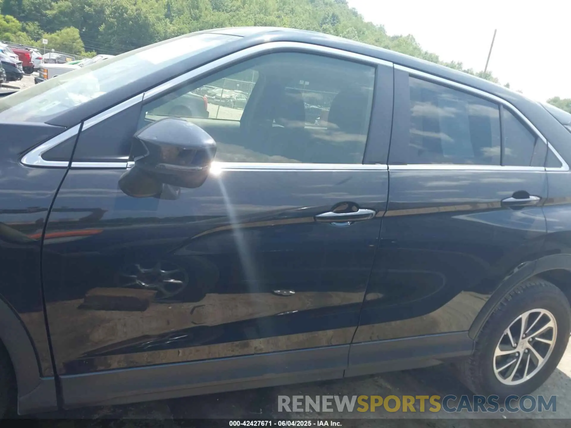 15 Photograph of a damaged car JA4ATUAA6RZ060247 MITSUBISHI ECLIPSE CROSS 2024