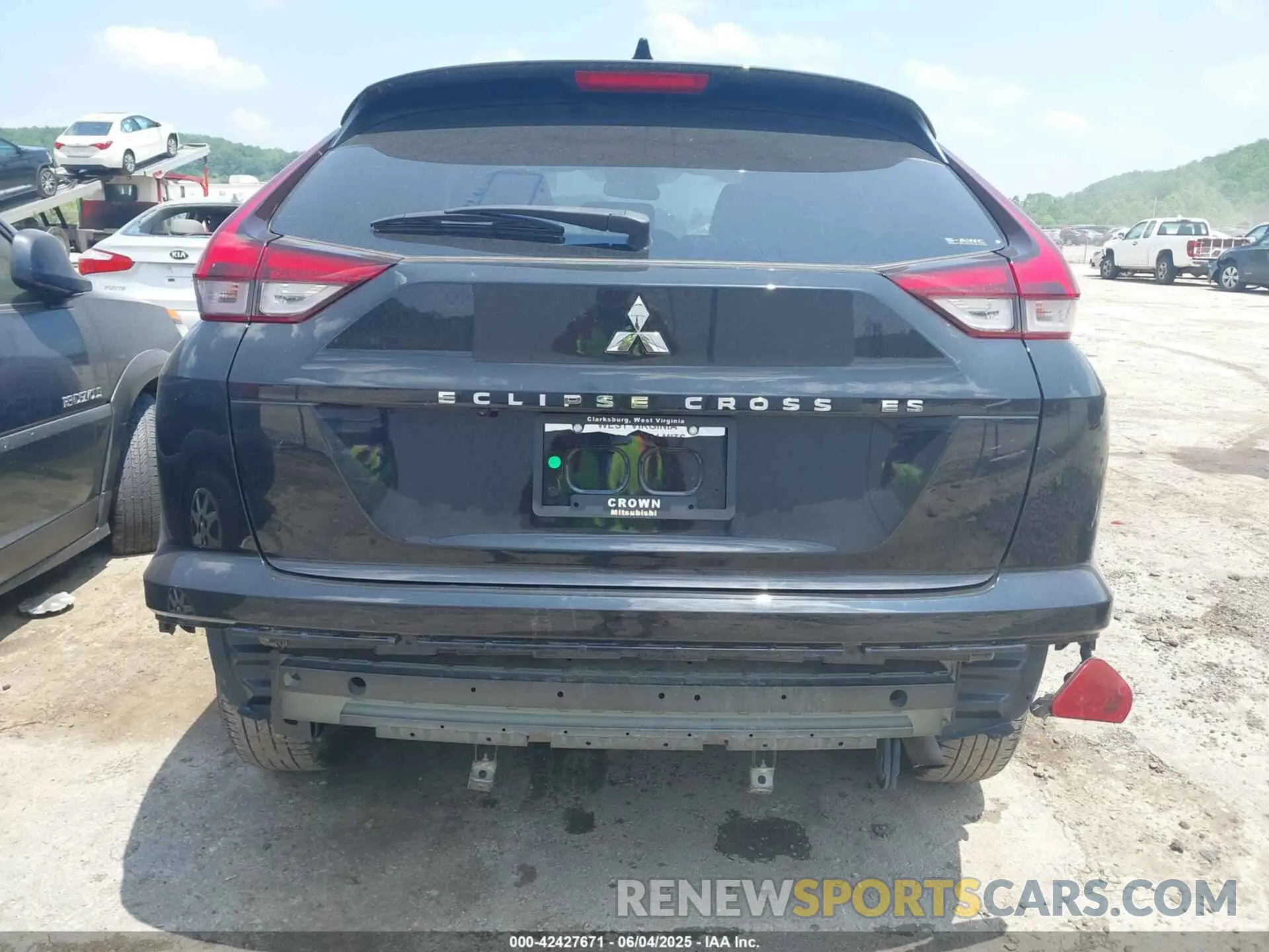 18 Photograph of a damaged car JA4ATUAA6RZ060247 MITSUBISHI ECLIPSE CROSS 2024