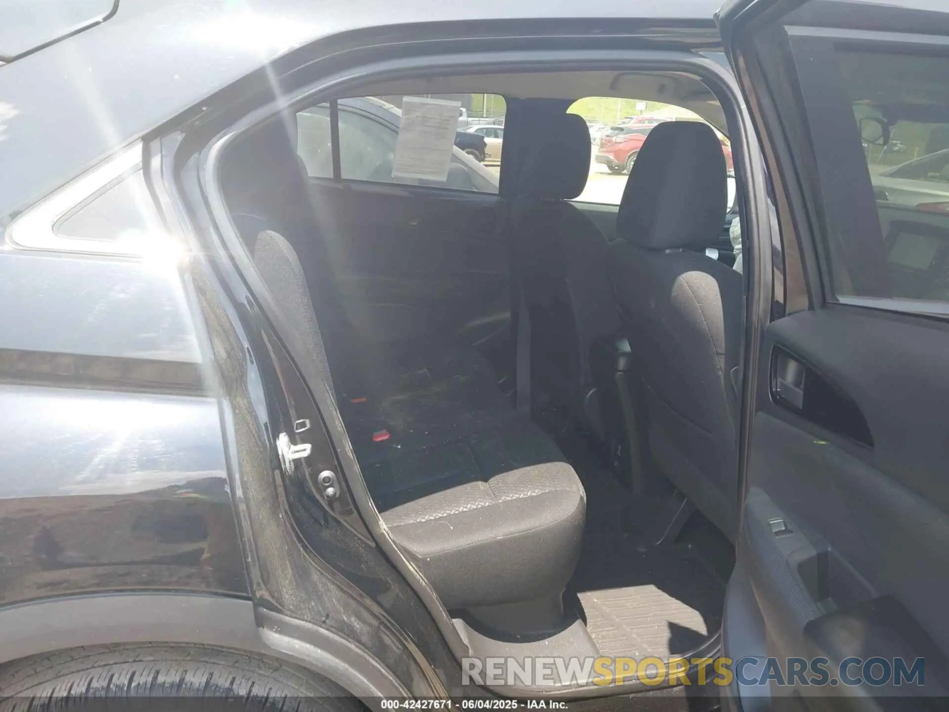 8 Photograph of a damaged car JA4ATUAA6RZ060247 MITSUBISHI ECLIPSE CROSS 2024
