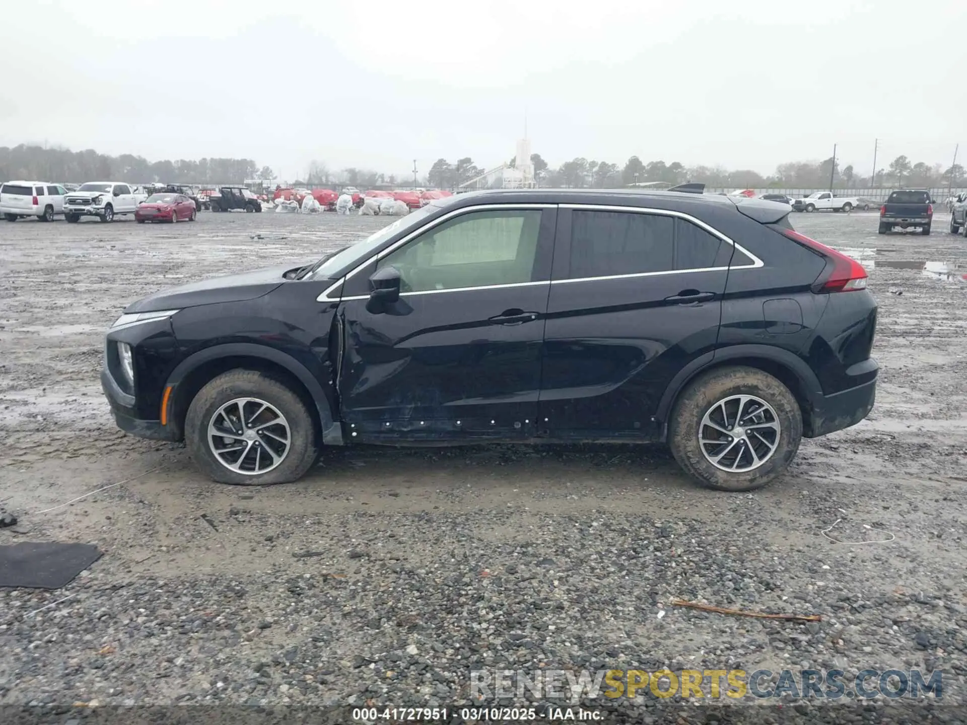 14 Photograph of a damaged car JA4ATUAA9RZ001368 MITSUBISHI ECLIPSE CROSS 2024