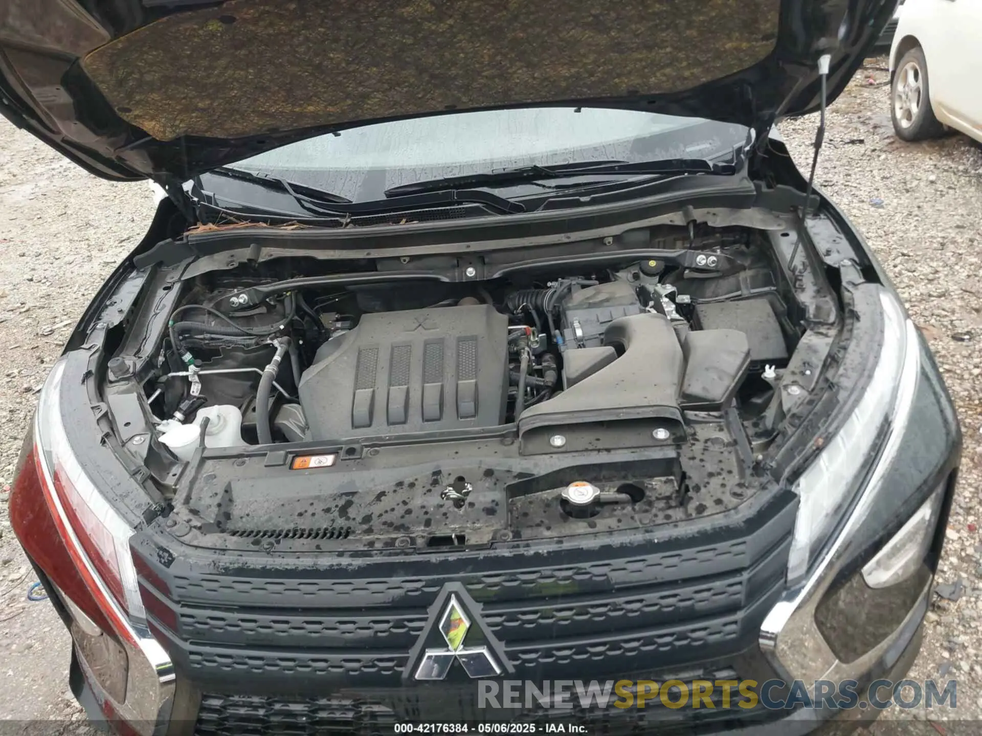 10 Photograph of a damaged car JA4ATVAA1RZ035228 MITSUBISHI ECLIPSE CROSS 2024