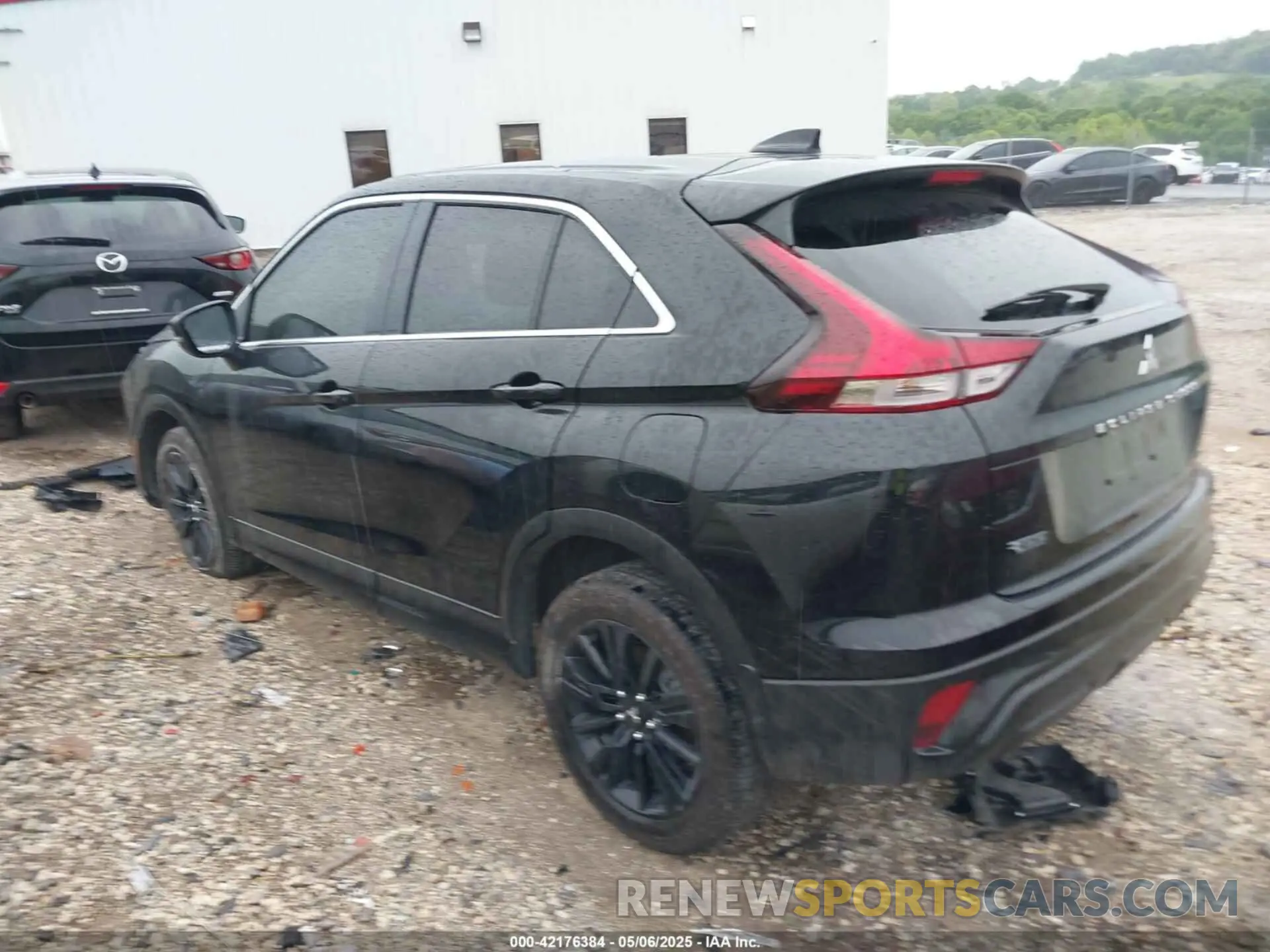 3 Photograph of a damaged car JA4ATVAA1RZ035228 MITSUBISHI ECLIPSE CROSS 2024