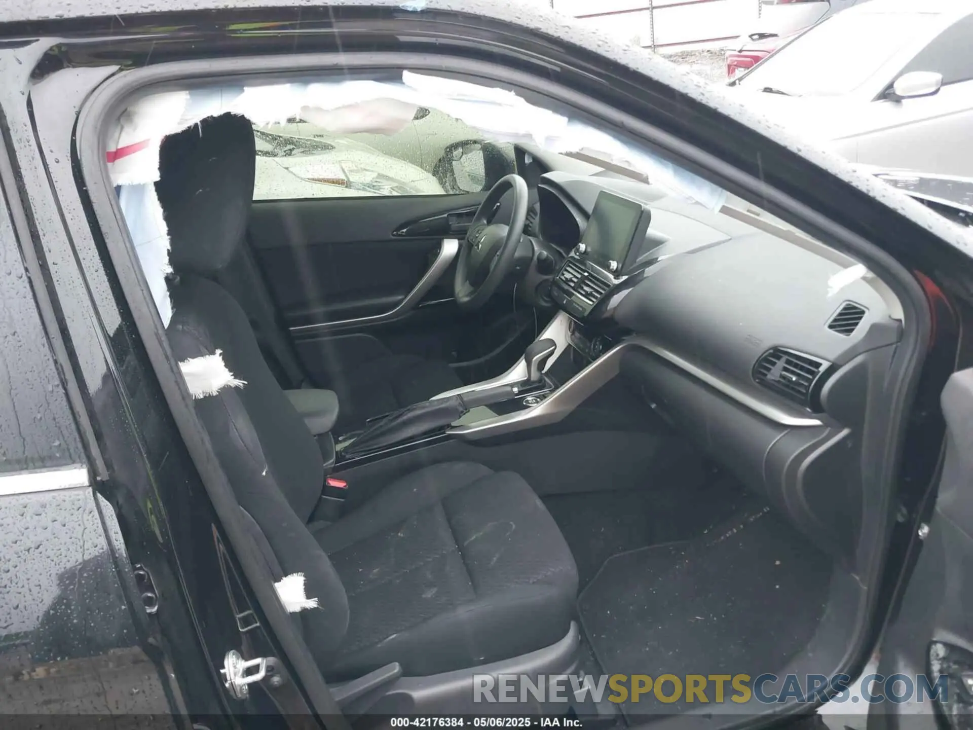 5 Photograph of a damaged car JA4ATVAA1RZ035228 MITSUBISHI ECLIPSE CROSS 2024