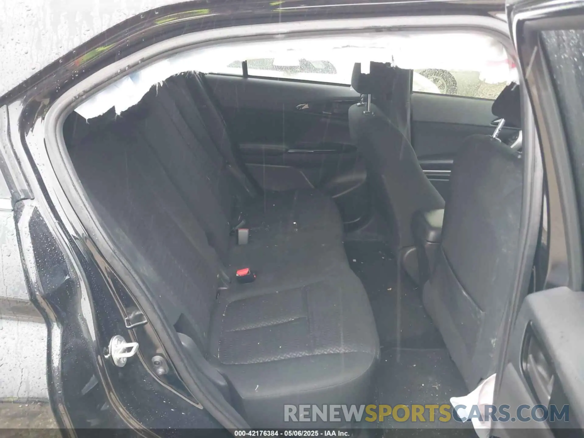 8 Photograph of a damaged car JA4ATVAA1RZ035228 MITSUBISHI ECLIPSE CROSS 2024