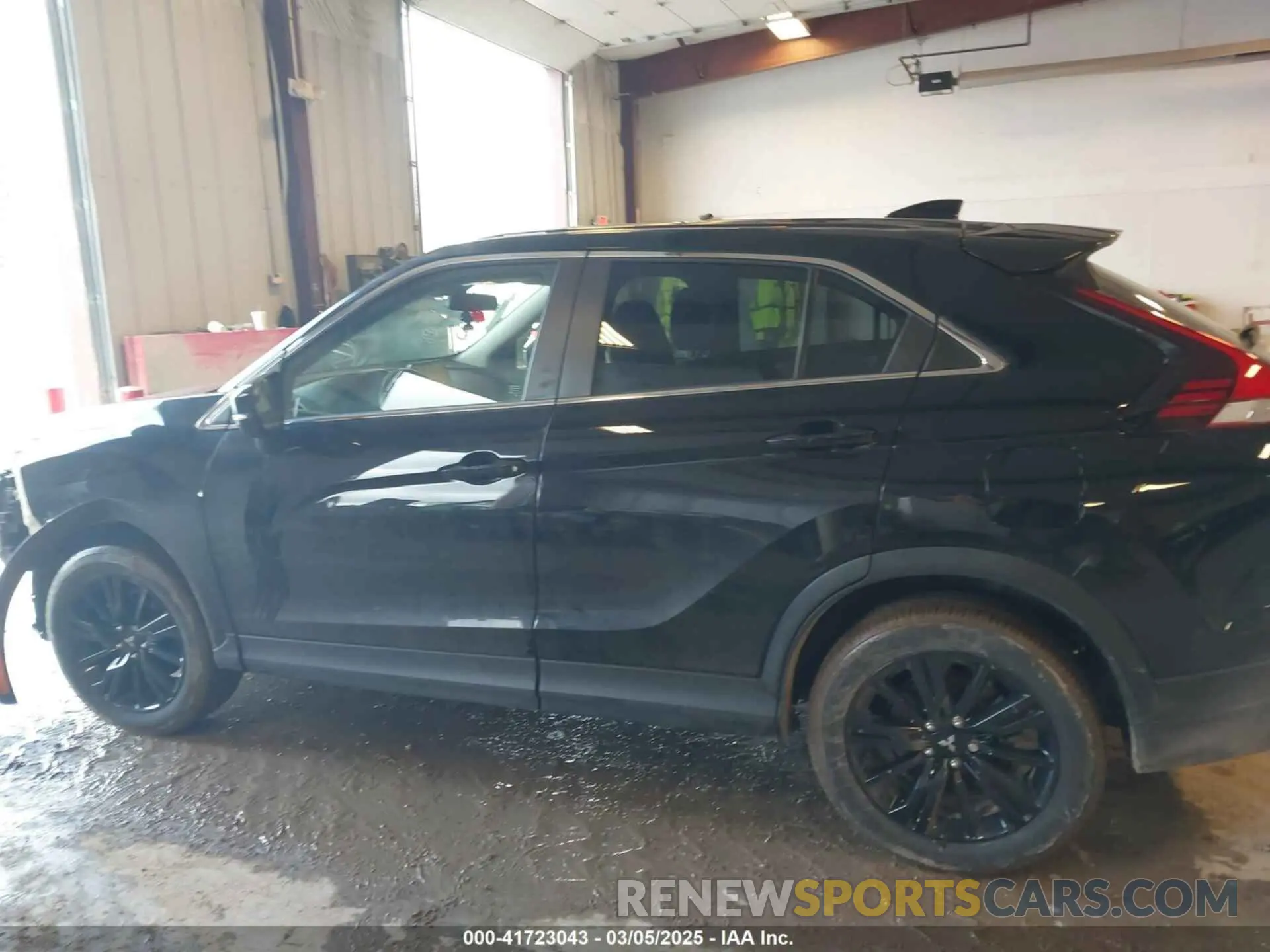 14 Photograph of a damaged car JA4ATVAA2RZ013156 MITSUBISHI ECLIPSE CROSS 2024