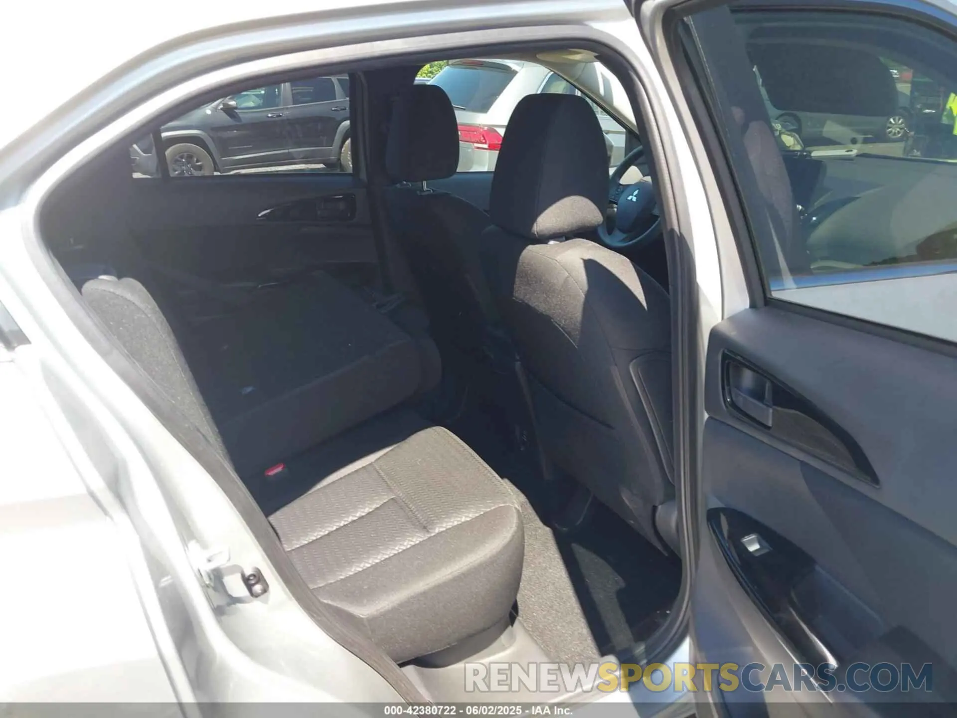 8 Photograph of a damaged car JA4ATVAA2RZ067069 MITSUBISHI ECLIPSE CROSS 2024