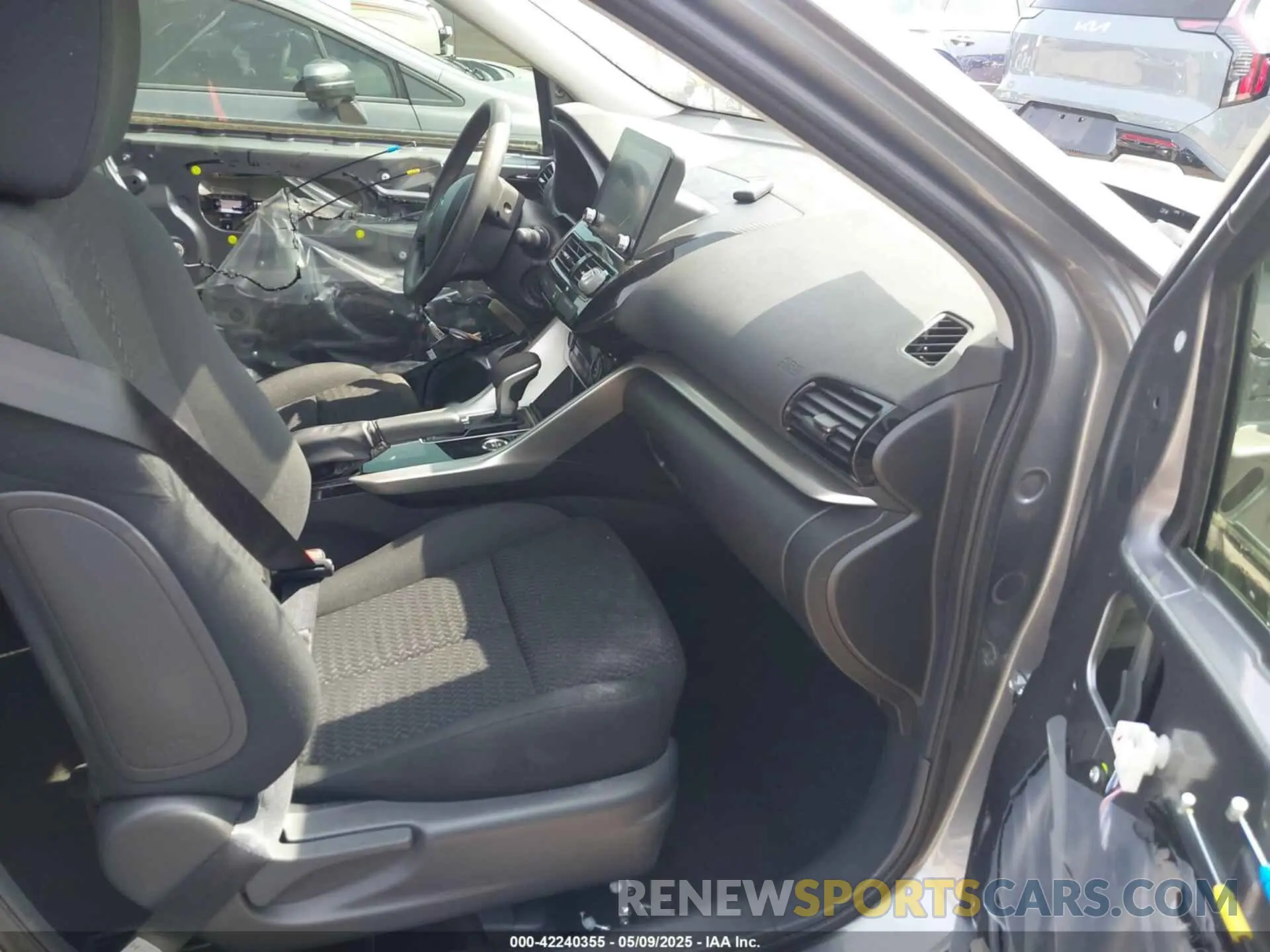 5 Photograph of a damaged car JA4ATVAA7RZ057962 MITSUBISHI ECLIPSE CROSS 2024