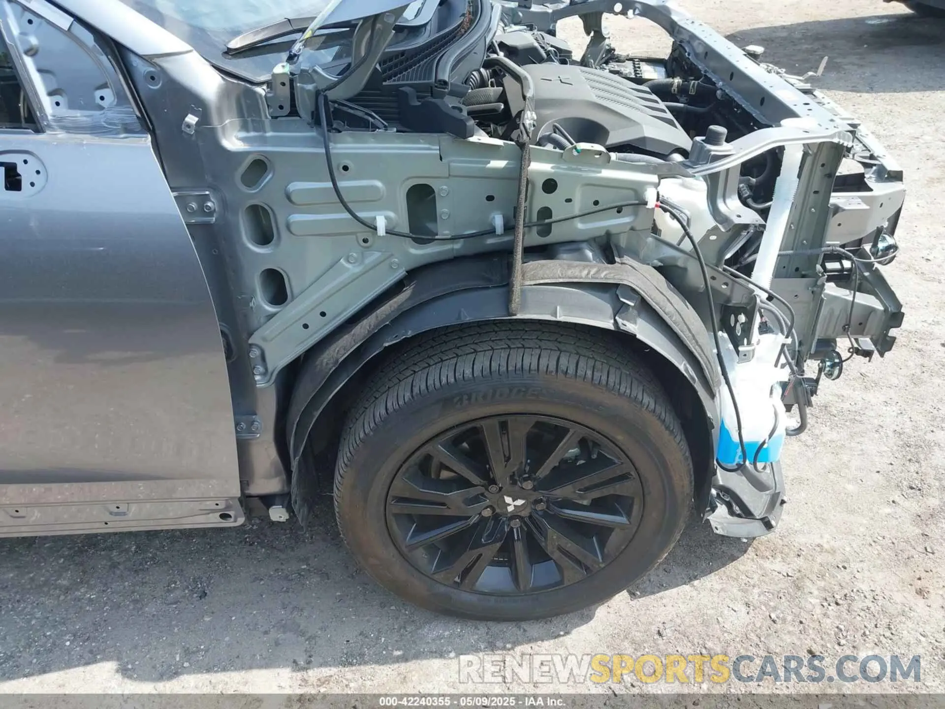 6 Photograph of a damaged car JA4ATVAA7RZ057962 MITSUBISHI ECLIPSE CROSS 2024