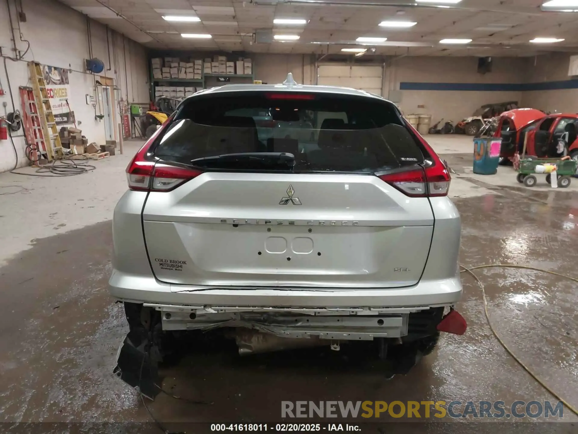 17 Photograph of a damaged car JA4ATWAA1RZ001344 MITSUBISHI ECLIPSE CROSS 2024