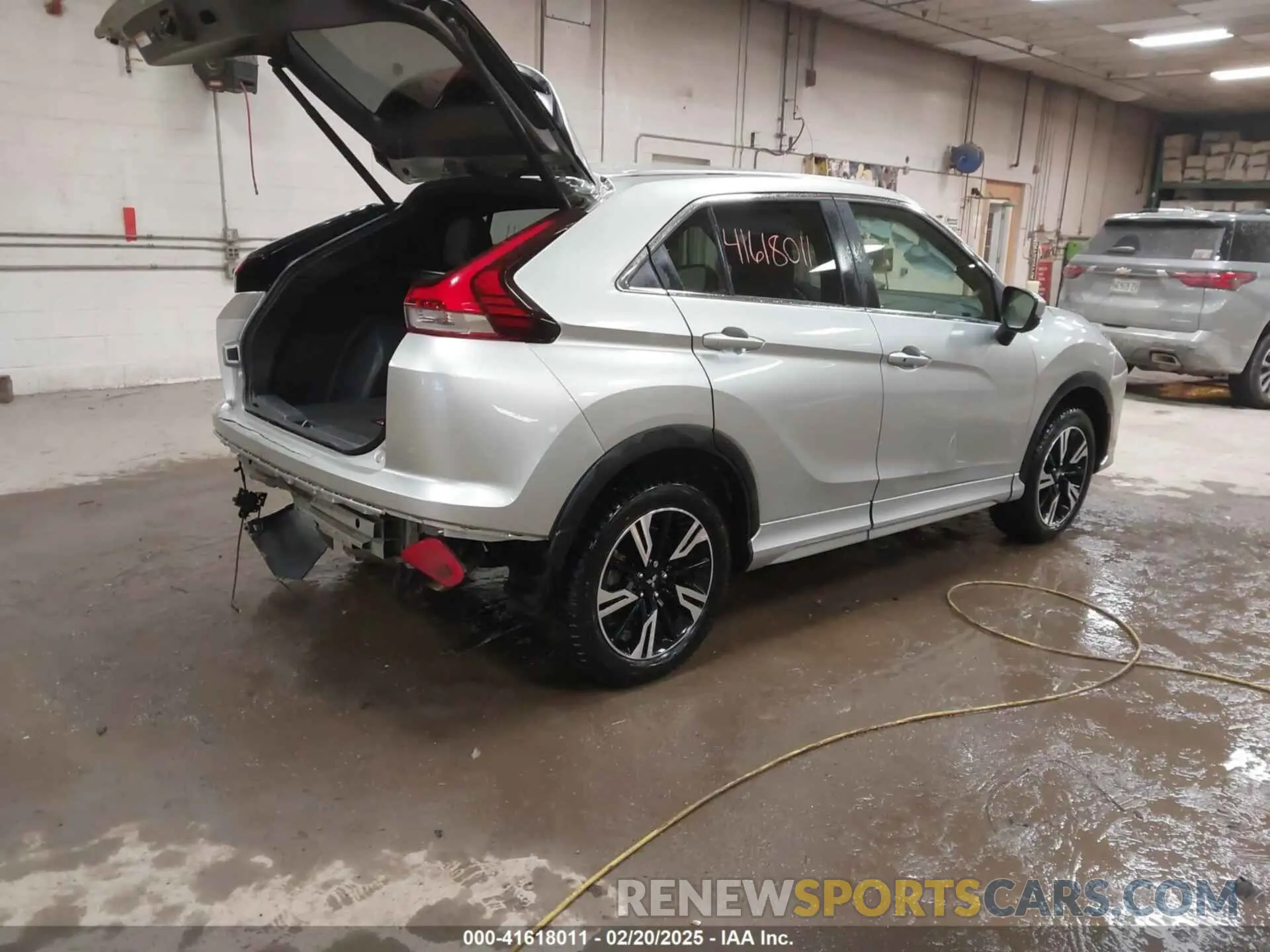 4 Photograph of a damaged car JA4ATWAA1RZ001344 MITSUBISHI ECLIPSE CROSS 2024