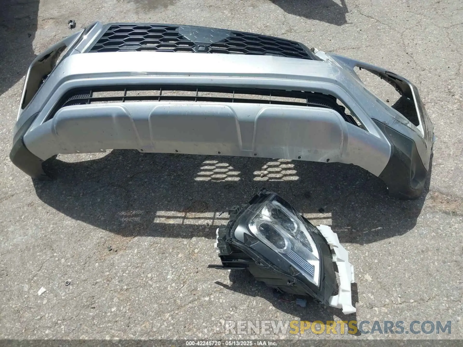 12 Photograph of a damaged car JA4ATWAA3RZ062498 MITSUBISHI ECLIPSE CROSS 2024