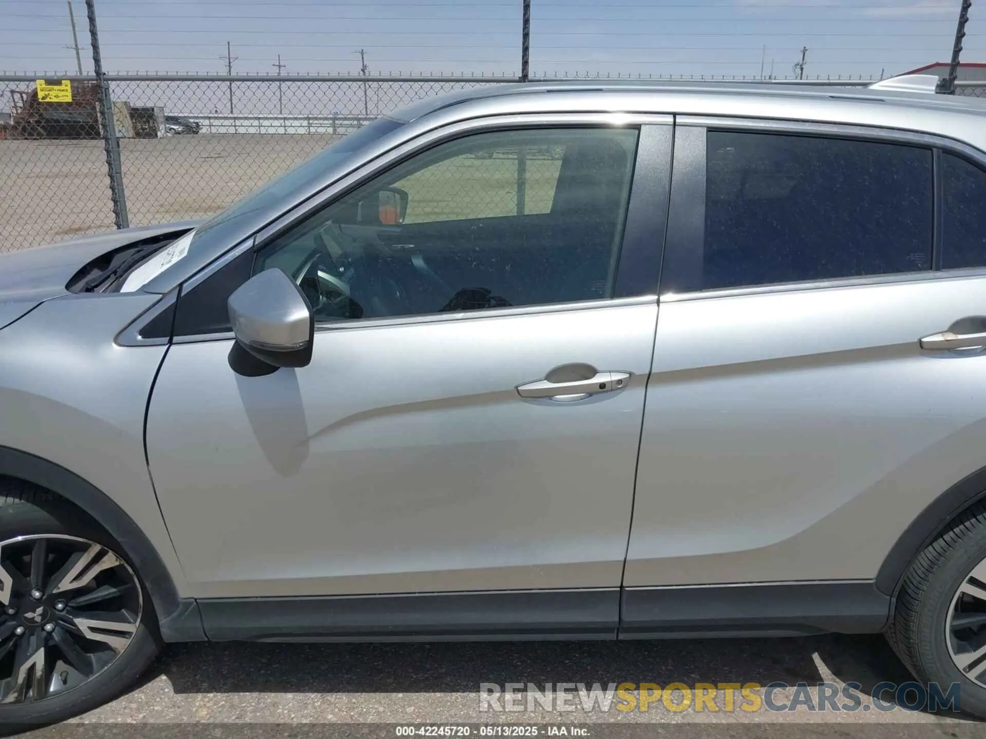 15 Photograph of a damaged car JA4ATWAA3RZ062498 MITSUBISHI ECLIPSE CROSS 2024