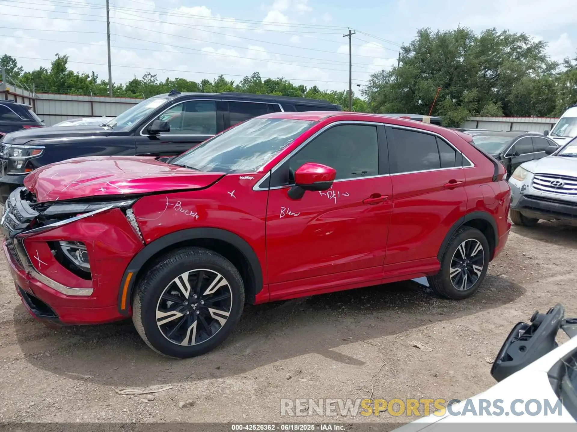 14 Photograph of a damaged car JA4ATWAA6RZ075262 MITSUBISHI ECLIPSE CROSS 2024
