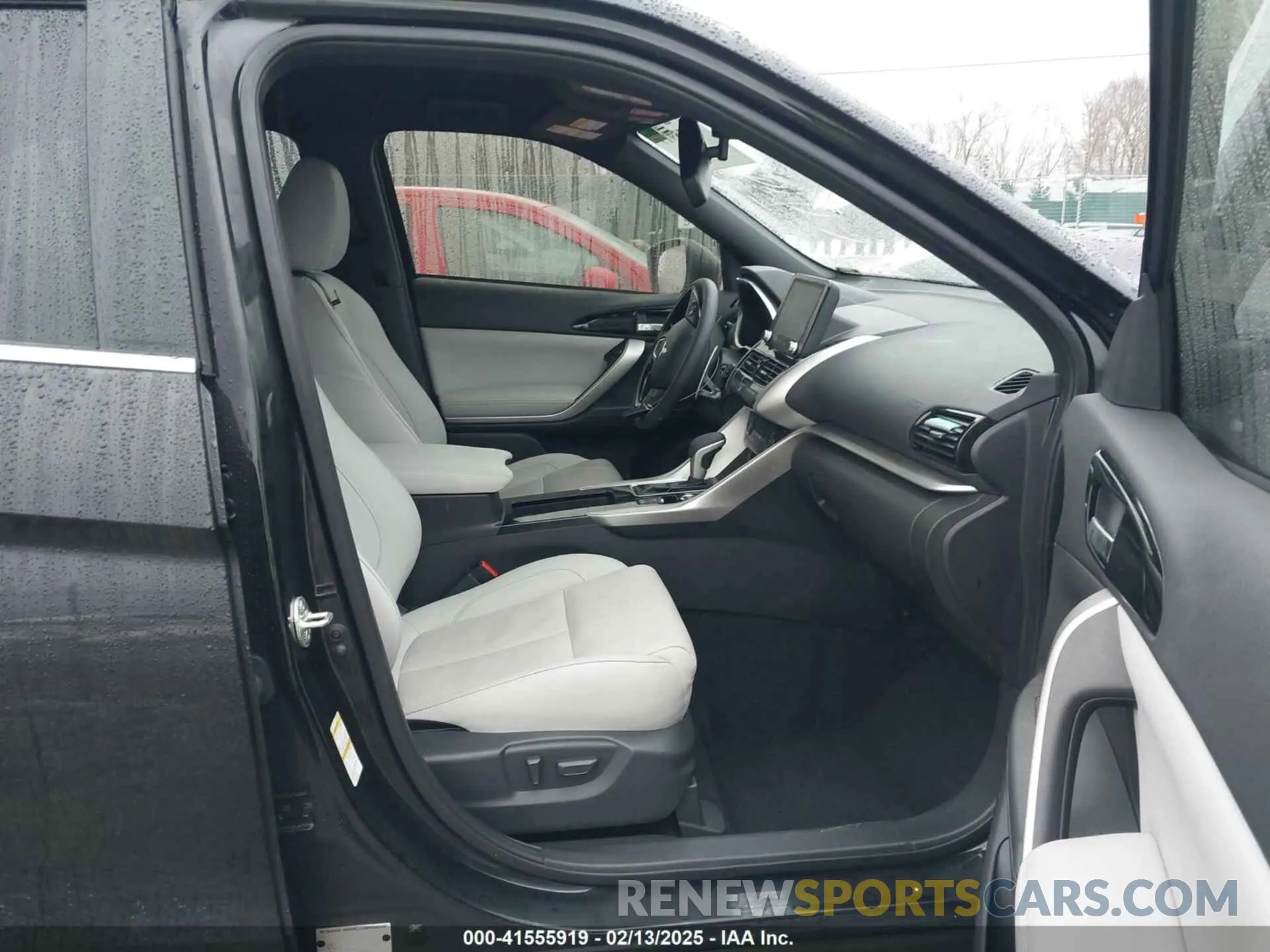 5 Photograph of a damaged car JA4ATWAA9RZ012611 MITSUBISHI ECLIPSE CROSS 2024
