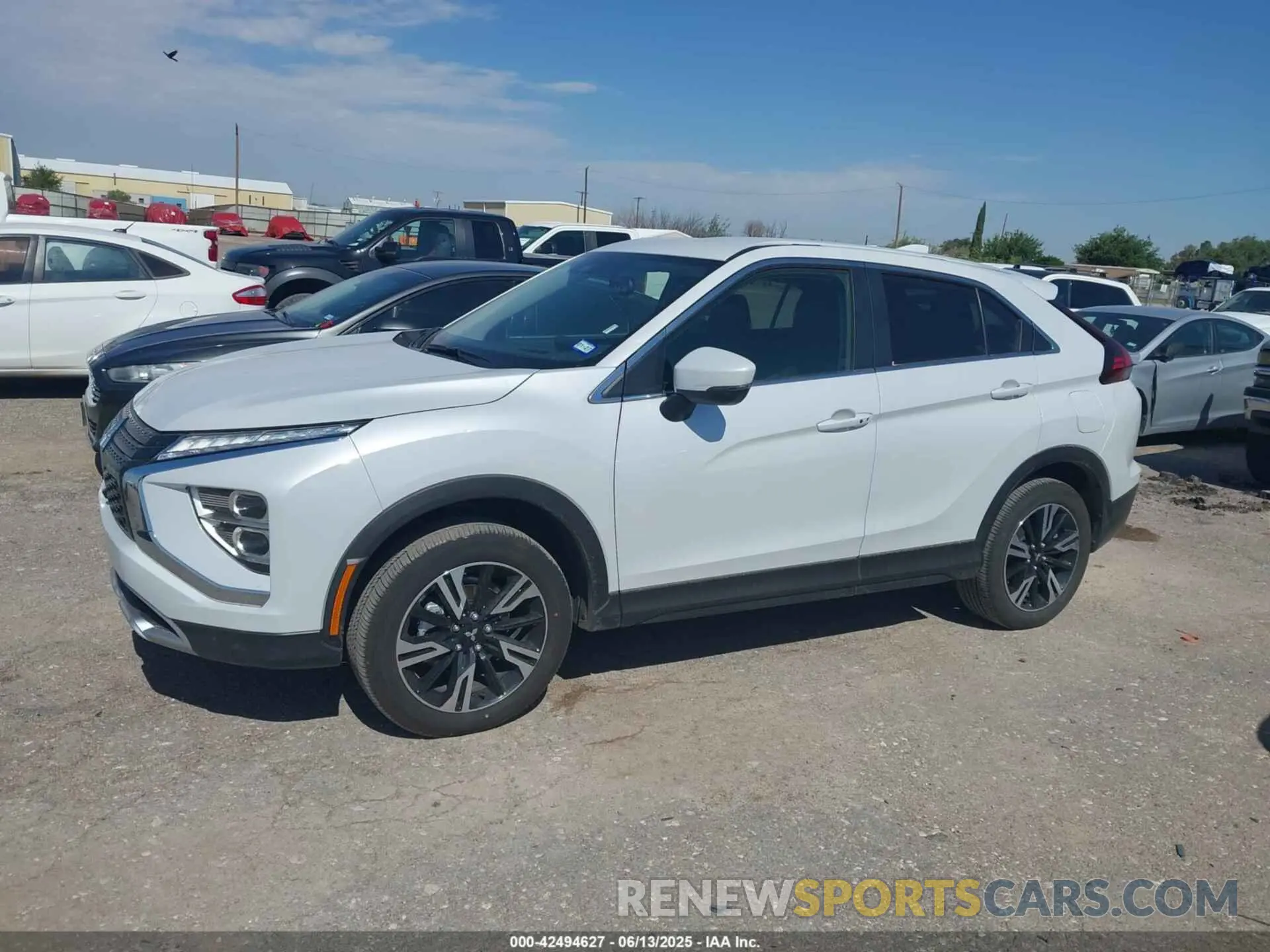14 Photograph of a damaged car JA4ATWAA2SZ009202 MITSUBISHI ECLIPSE CROSS 2025