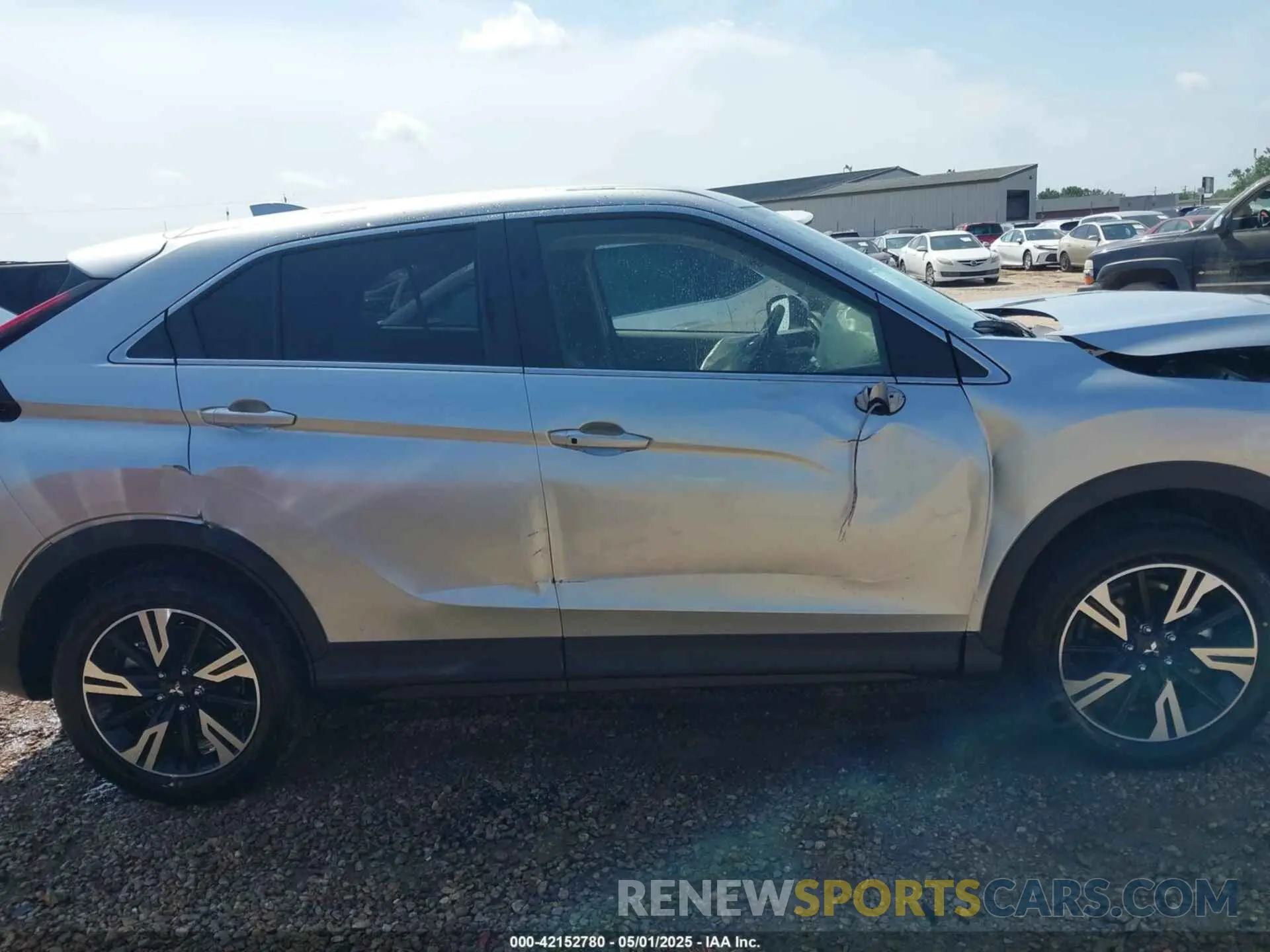 13 Photograph of a damaged car JA4ATWAA3SZ011136 MITSUBISHI ECLIPSE CROSS 2025