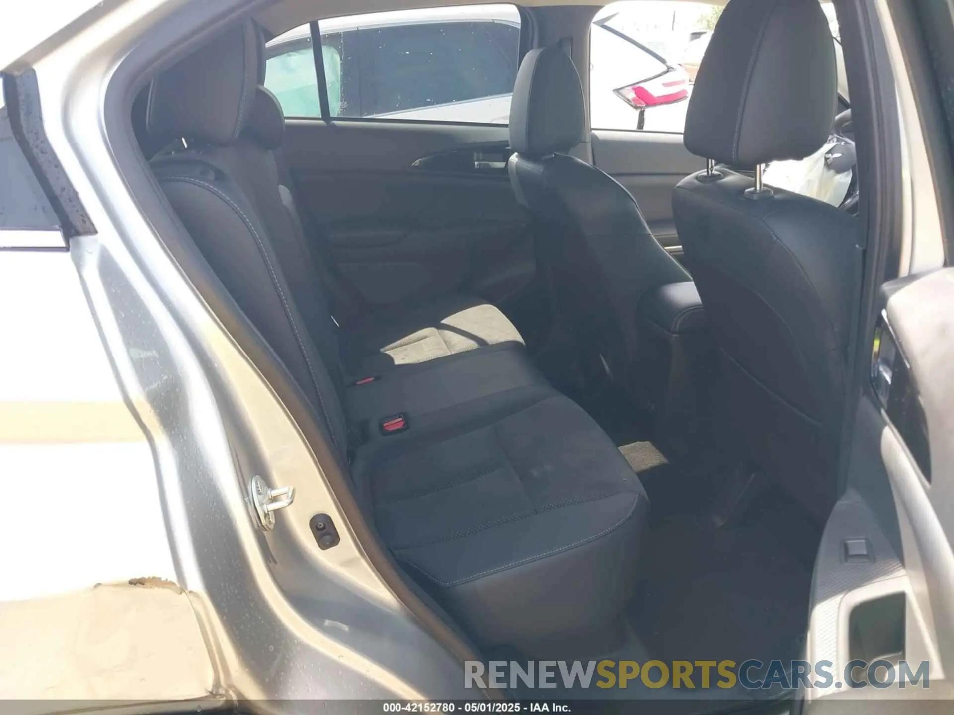 8 Photograph of a damaged car JA4ATWAA3SZ011136 MITSUBISHI ECLIPSE CROSS 2025