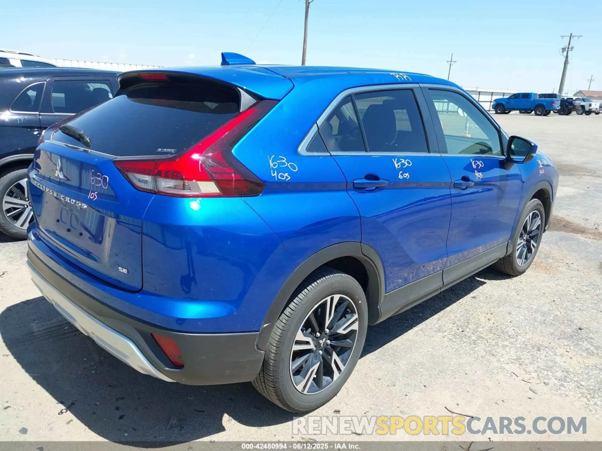 4 Photograph of a damaged car JA4ATWAA3SZ012187 MITSUBISHI ECLIPSE CROSS 2025