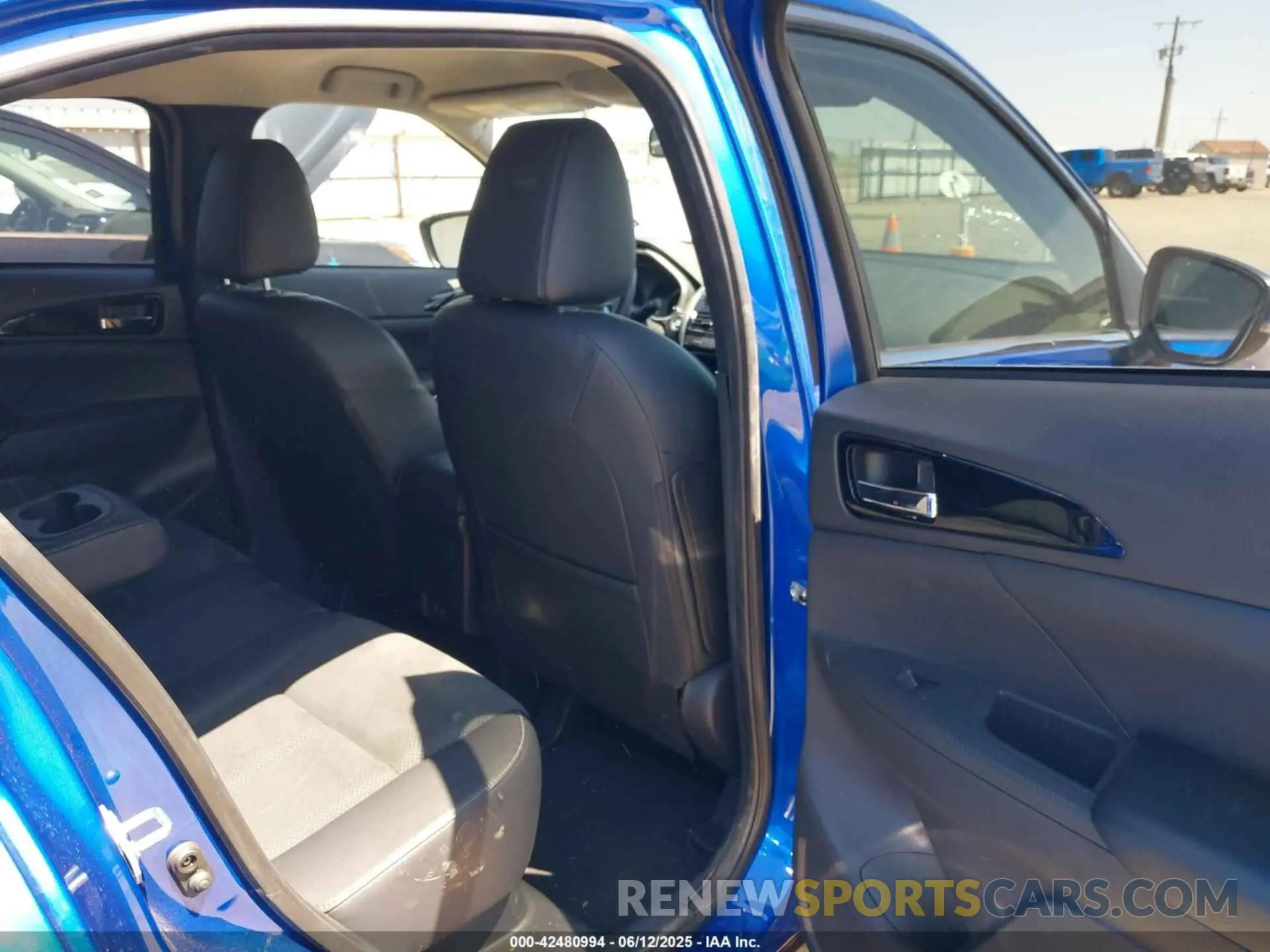8 Photograph of a damaged car JA4ATWAA3SZ012187 MITSUBISHI ECLIPSE CROSS 2025
