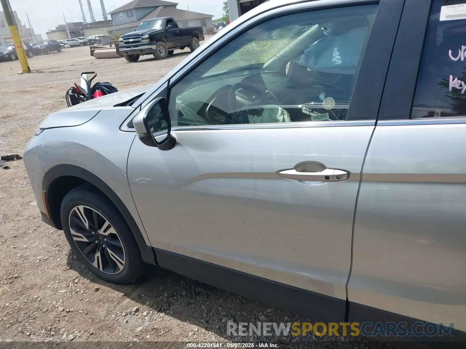 14 Photograph of a damaged car JA4ATWAA9SZ006037 MITSUBISHI ECLIPSE CROSS 2025